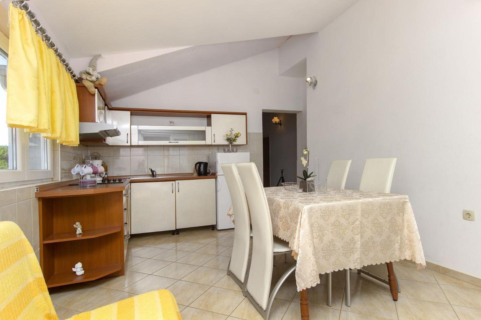 Apartments Vince Примоштен Экстерьер фото