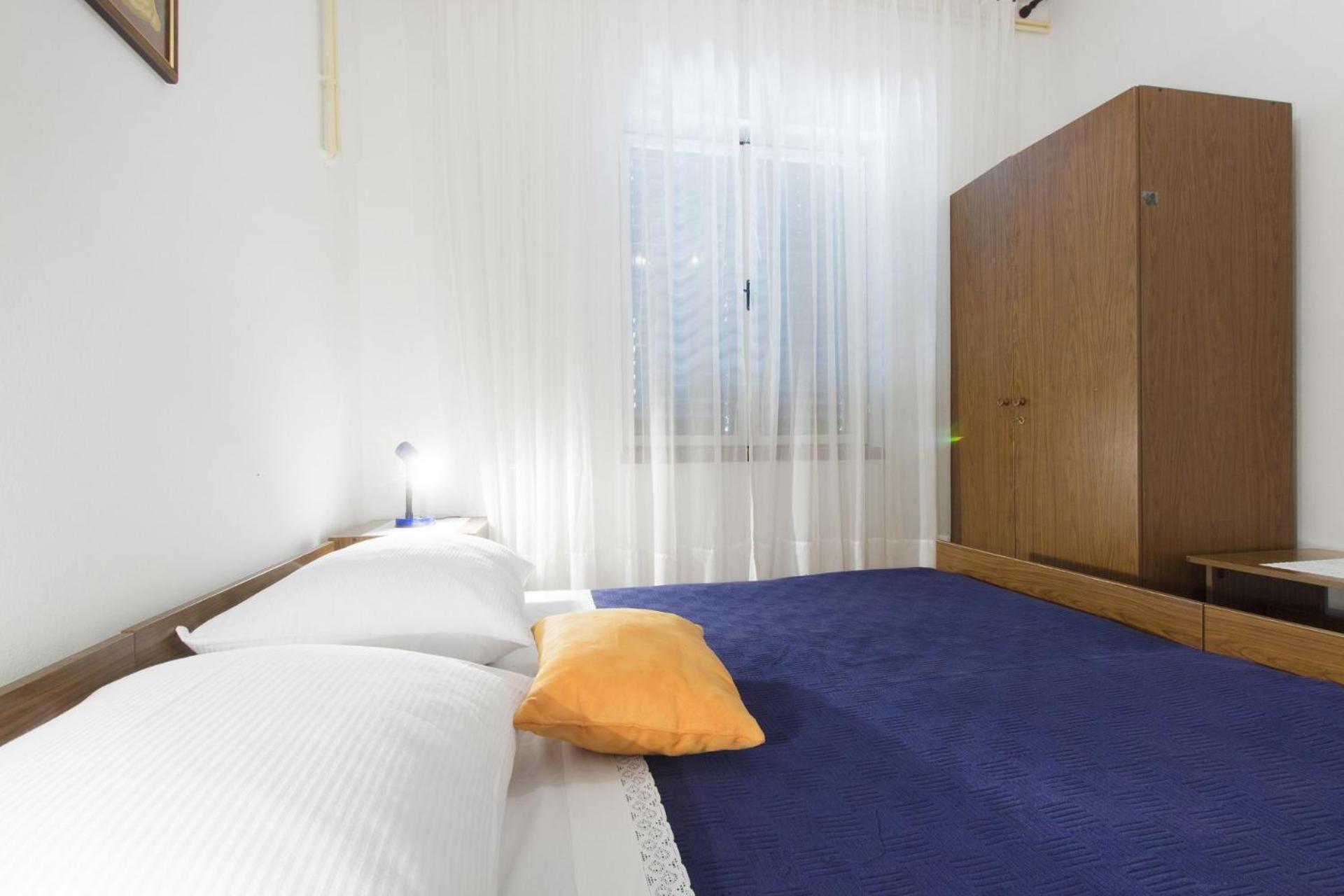 Apartments Vince Примоштен Экстерьер фото